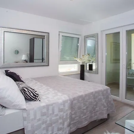 Lux Penthouse With Beautiful Sea And Island View 6 + 2