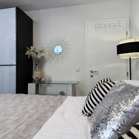 Apartment Lux Penthouse With Beautiful Sea And Island View 6 + 2