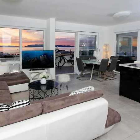 Apartment Lux Penthouse With Beautiful Sea And Island View 6 + 2