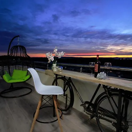 Lux Penthouse With Beautiful Sea And Island View 6 + 2