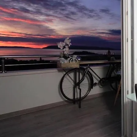 Lux Penthouse With Beautiful Sea And Island View 6 + 2